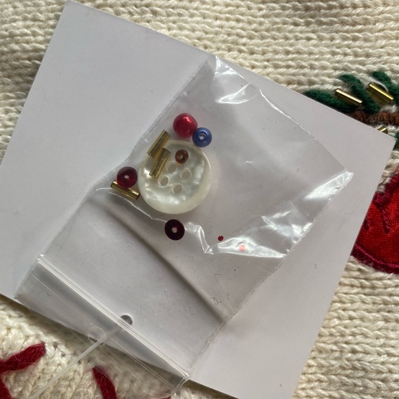 Women’s White Vest One Resource NWT Sweater Knit Embroidered Cardinals XL (16-18 - Picture 5 of 10